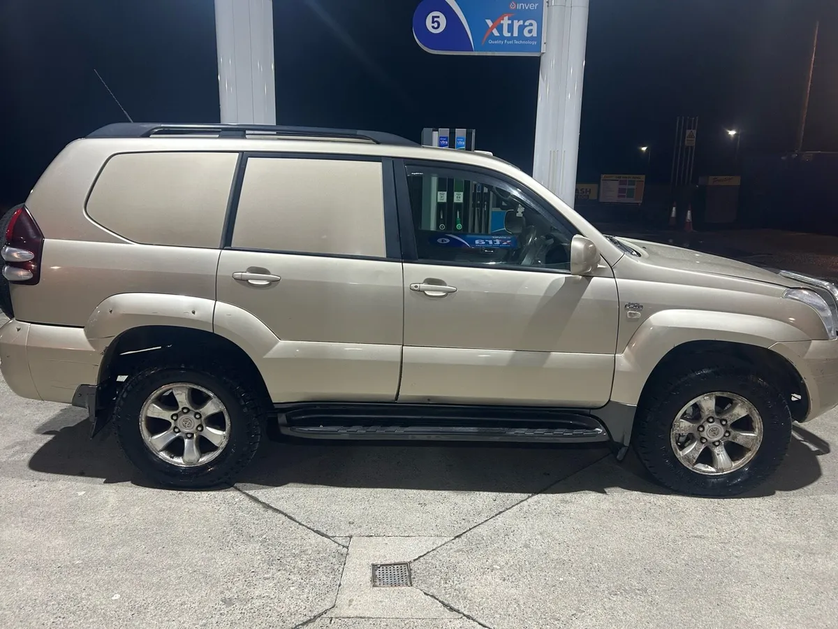Toyota Landcruiser - Image 1