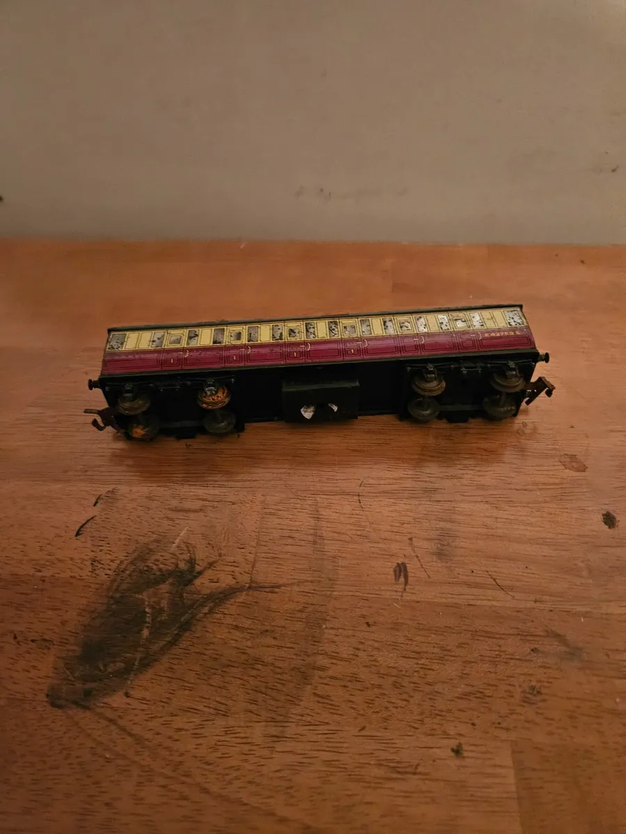 Hornby Dublo OO Gauge Carraige