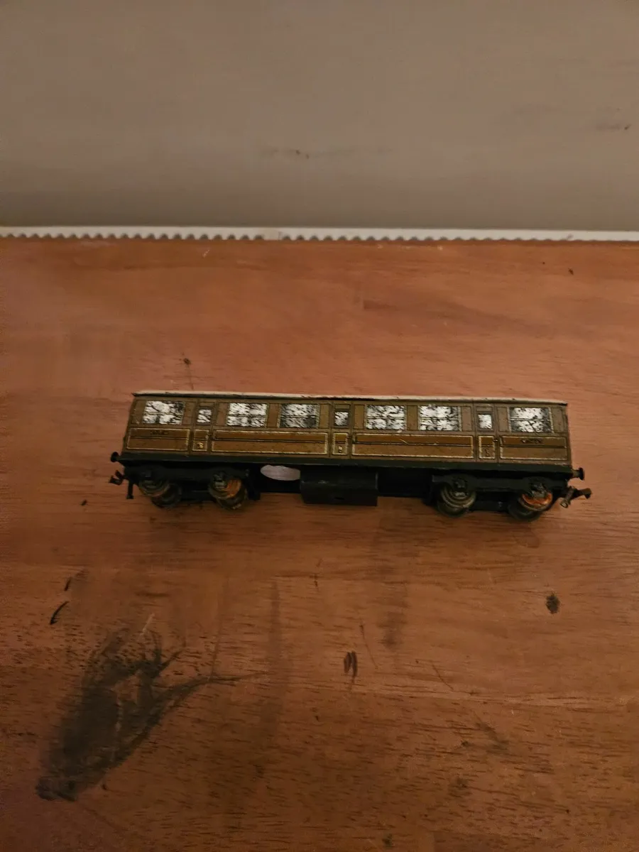 Hornby Dublo OO Gauge Carraige Metal