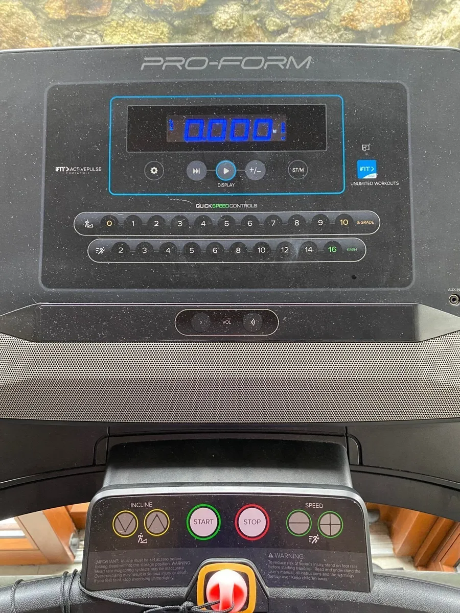 Pro form treadmill - Great condition - Image 1