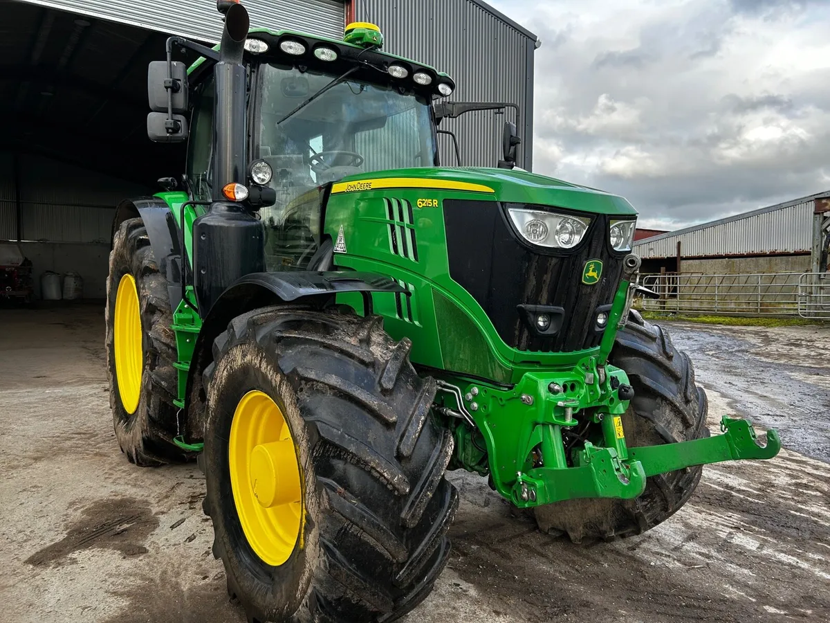 2018 John Deere 6215R - Image 1