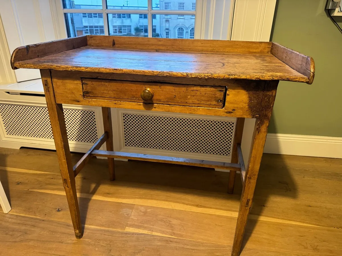 Antique desk - Image 4