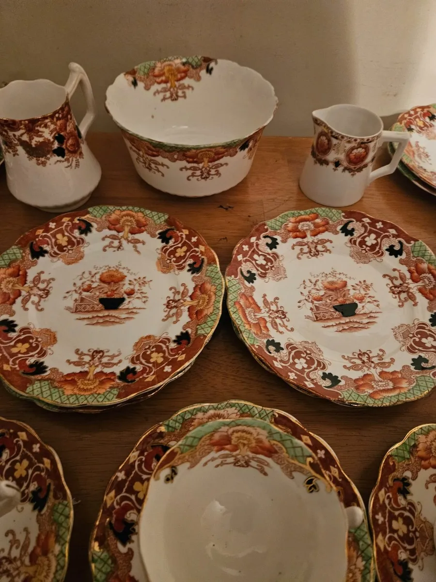 Vintage Antique Wellington China Tea set - Image 4