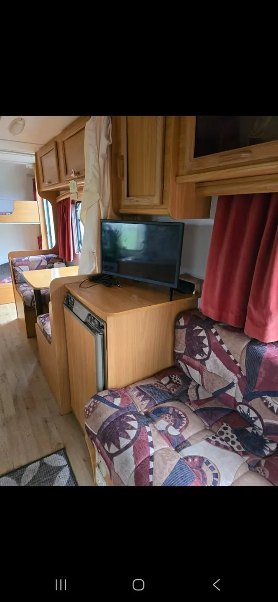 Caravan - Image 4