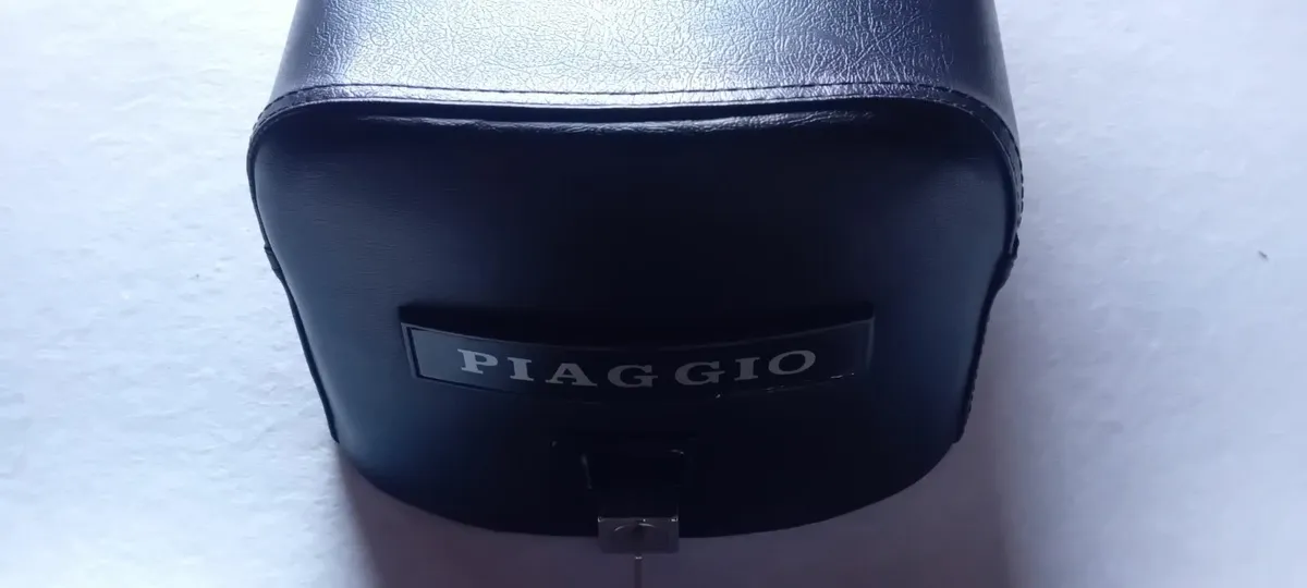 Vespa PX seat - Image 3