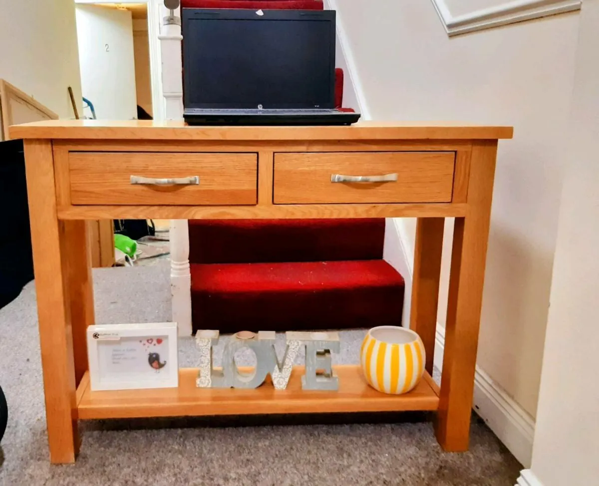 Oak console table - Image 1