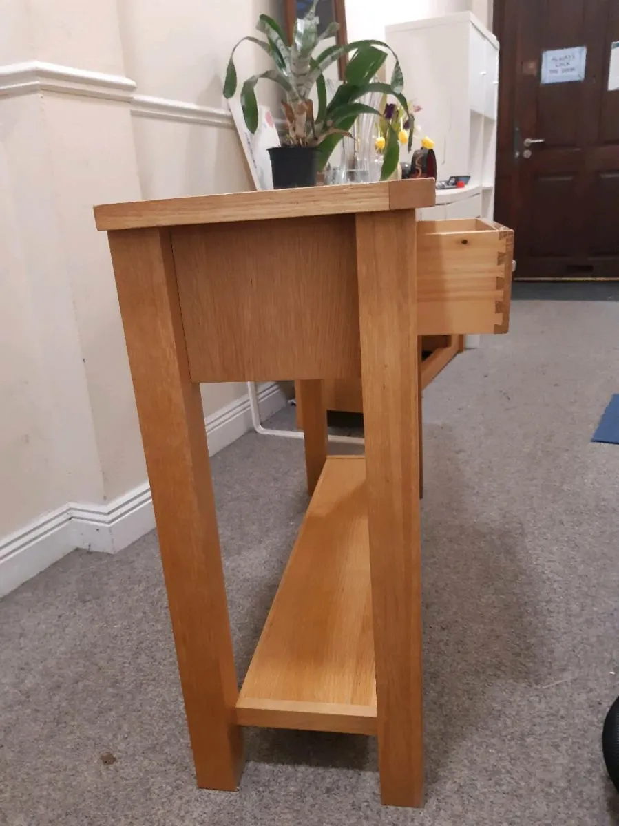 Oak console table - Image 2