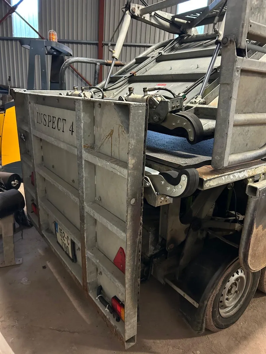 Inspect 4 secondhand mobile crate - Image 3