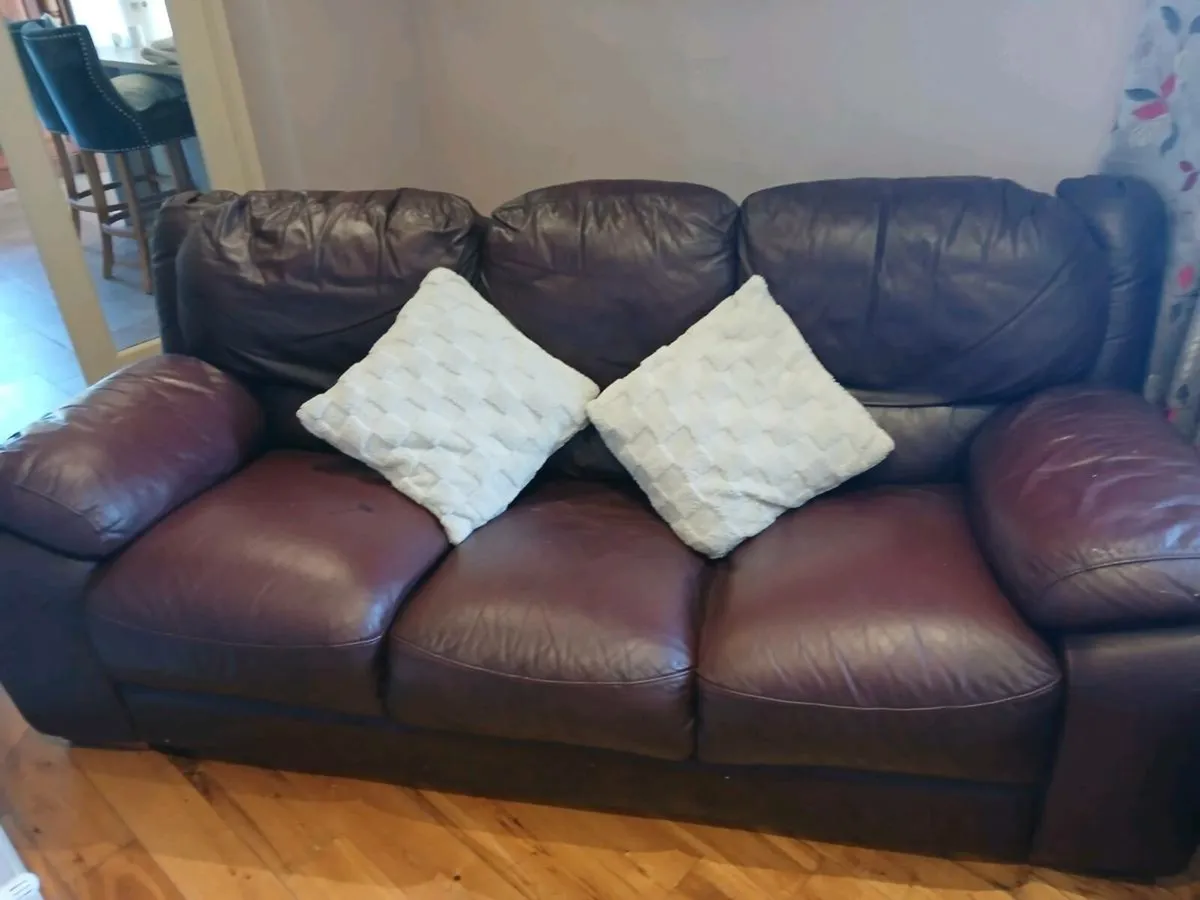 Couch and 2 armchairs - Image 3