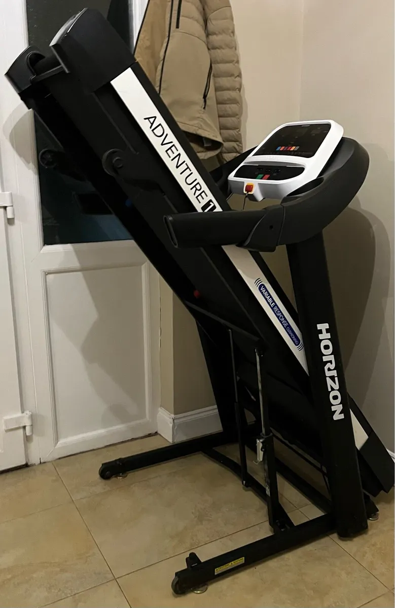 Horizon adventure 1 treadmill - Image 2