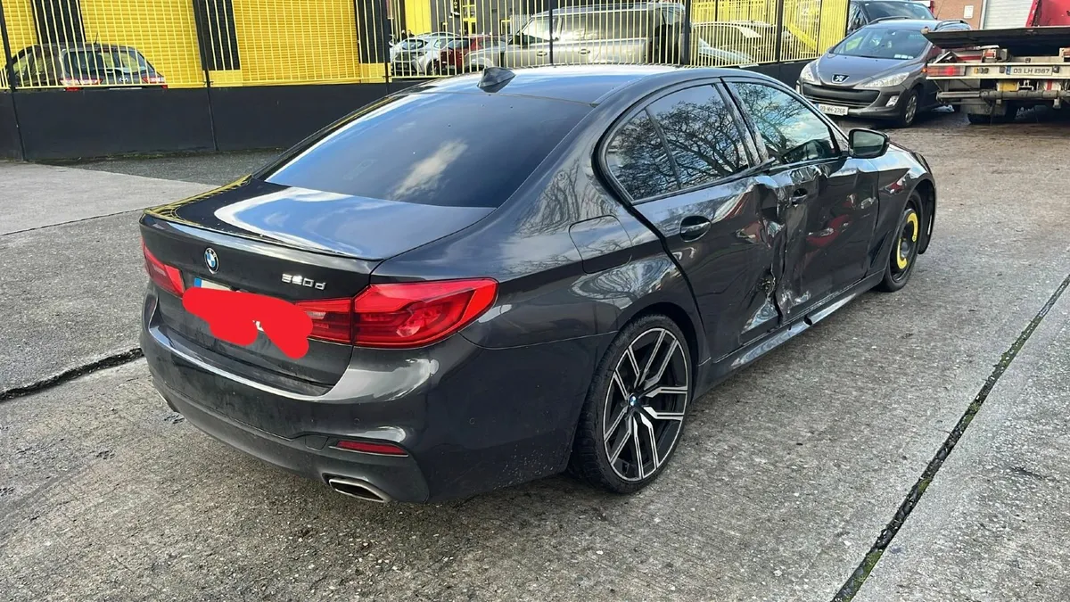 Bmw 520 d m sport - Image 3