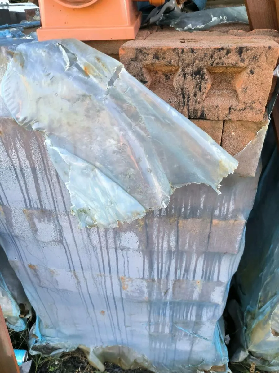 Bricks for sale few types - Image 3