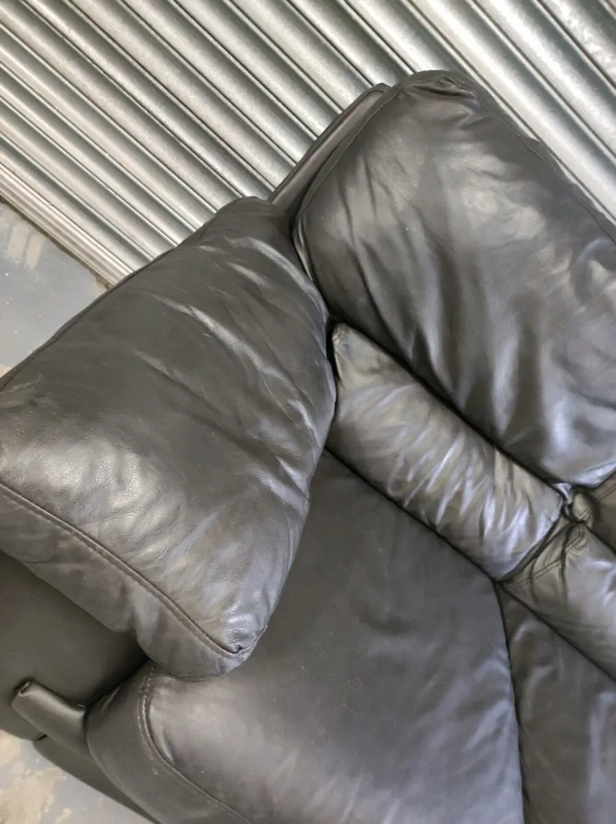 2+1 seater leather sofa couch set🚚 - Image 4