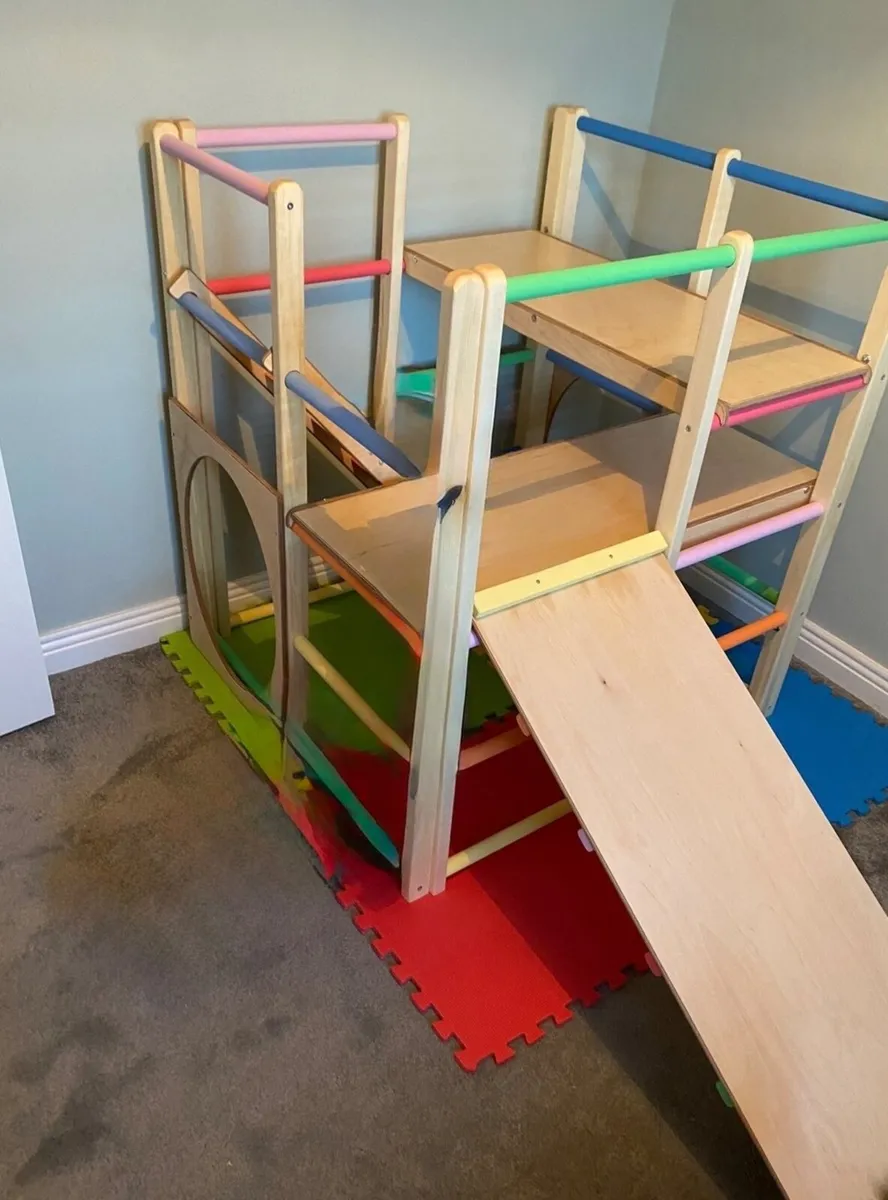 Indoor Climbing Frame - Image 2