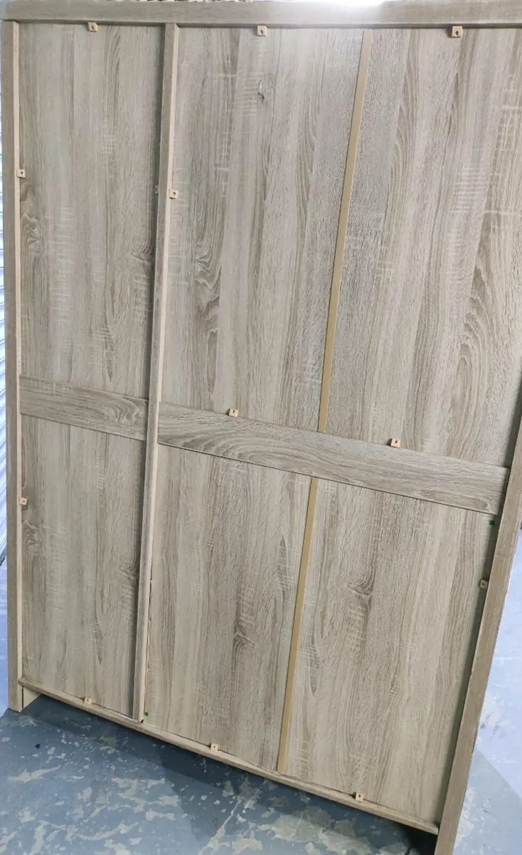 Large white gloss bedroom wardrobe 🚚 - Image 3