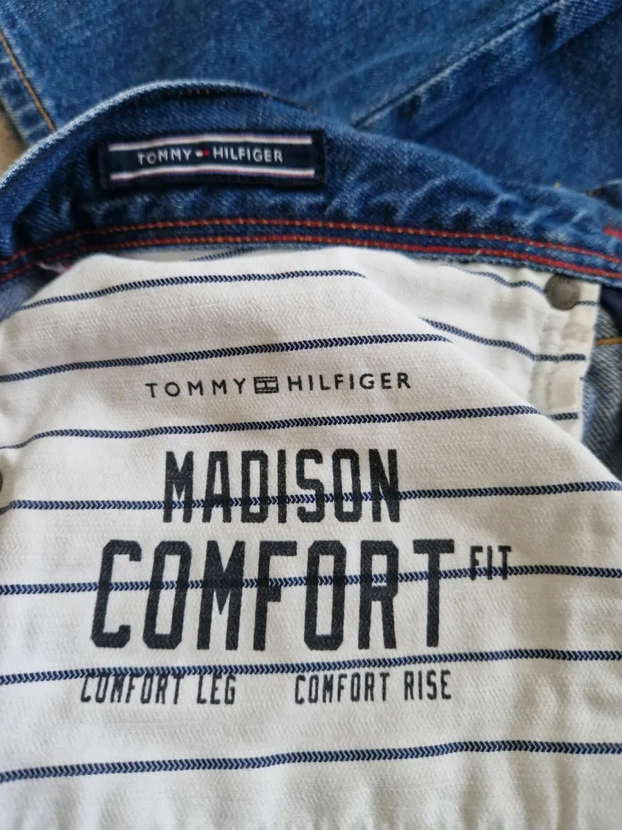 Tommy Hilfiger Jeans (mens)  W30 L32 - Image 3