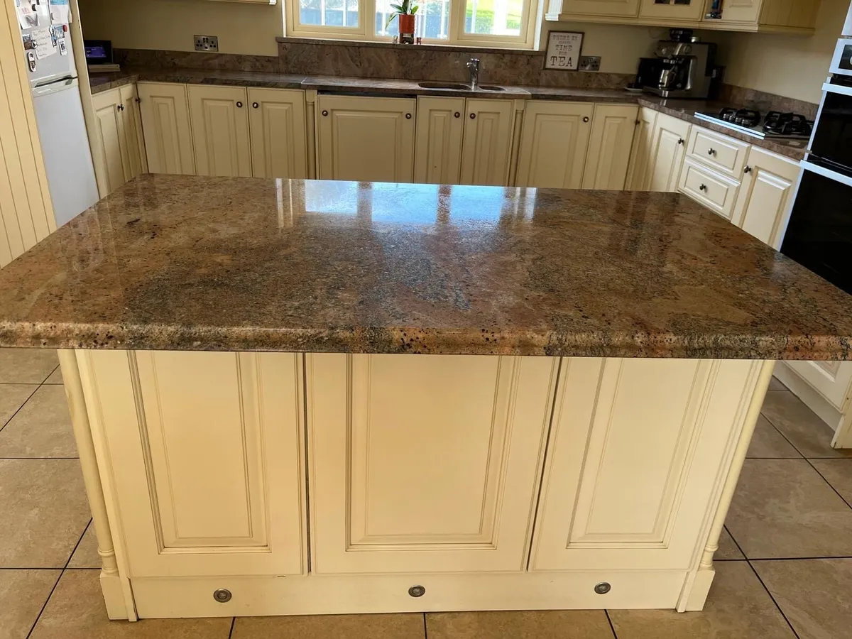 kitchen , kitchen island , appliances - Image 2