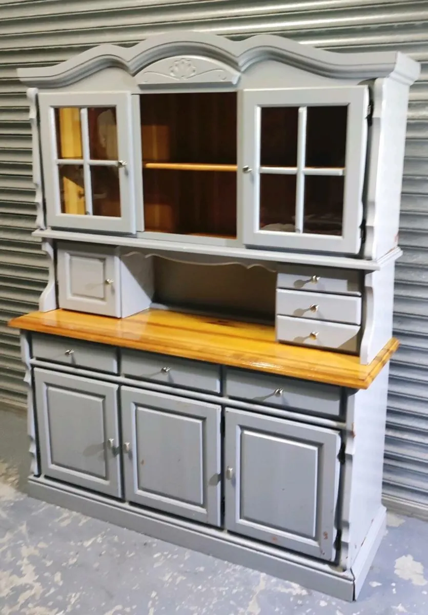 Irish country Cottage dresser & table set🚚 - Image 1