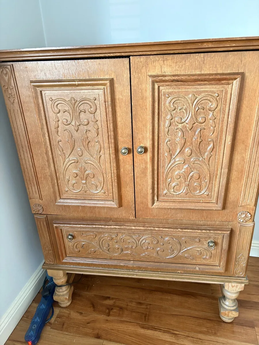 Stunning TV unit - Image 1