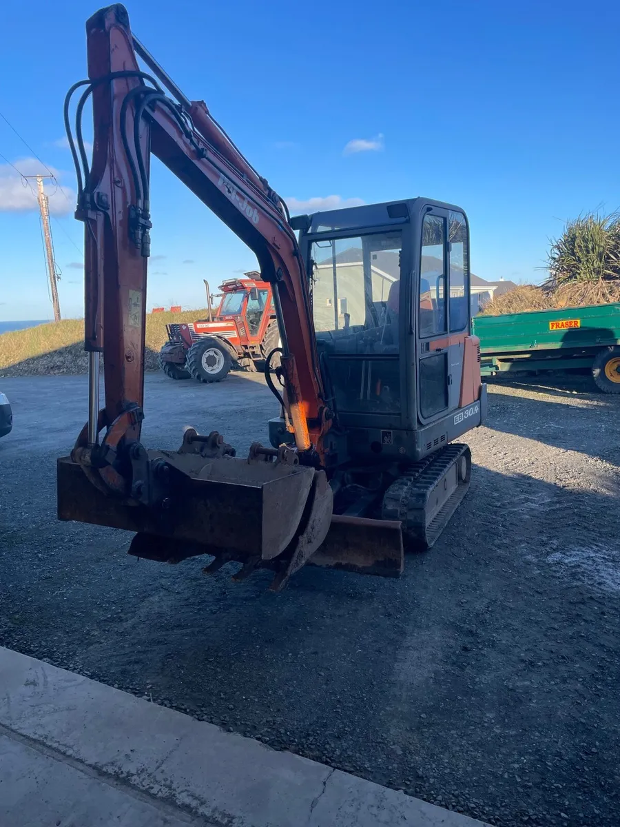 3 ton digger - Image 3