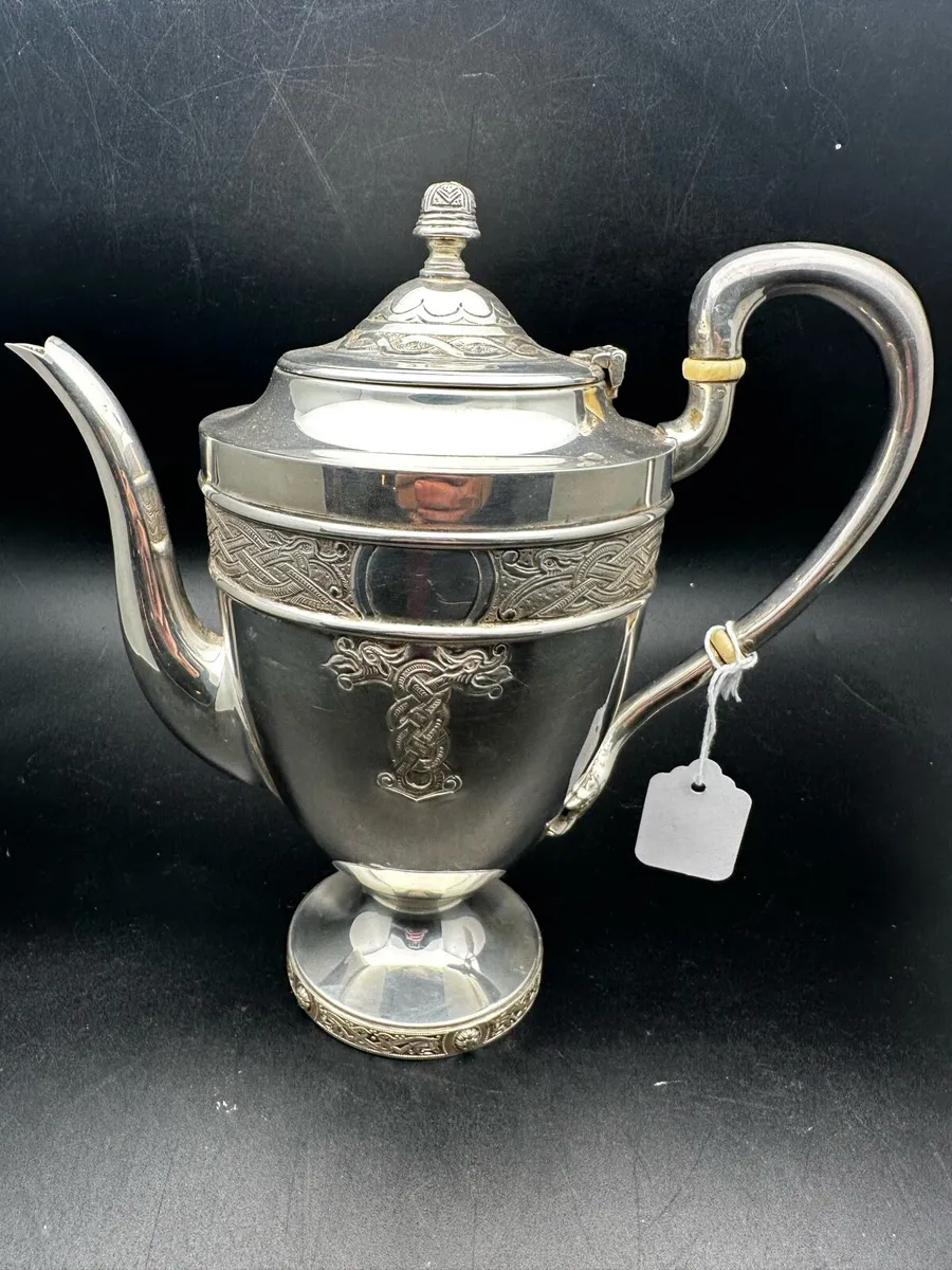 Antique and Pub Contents Auction - Image 2