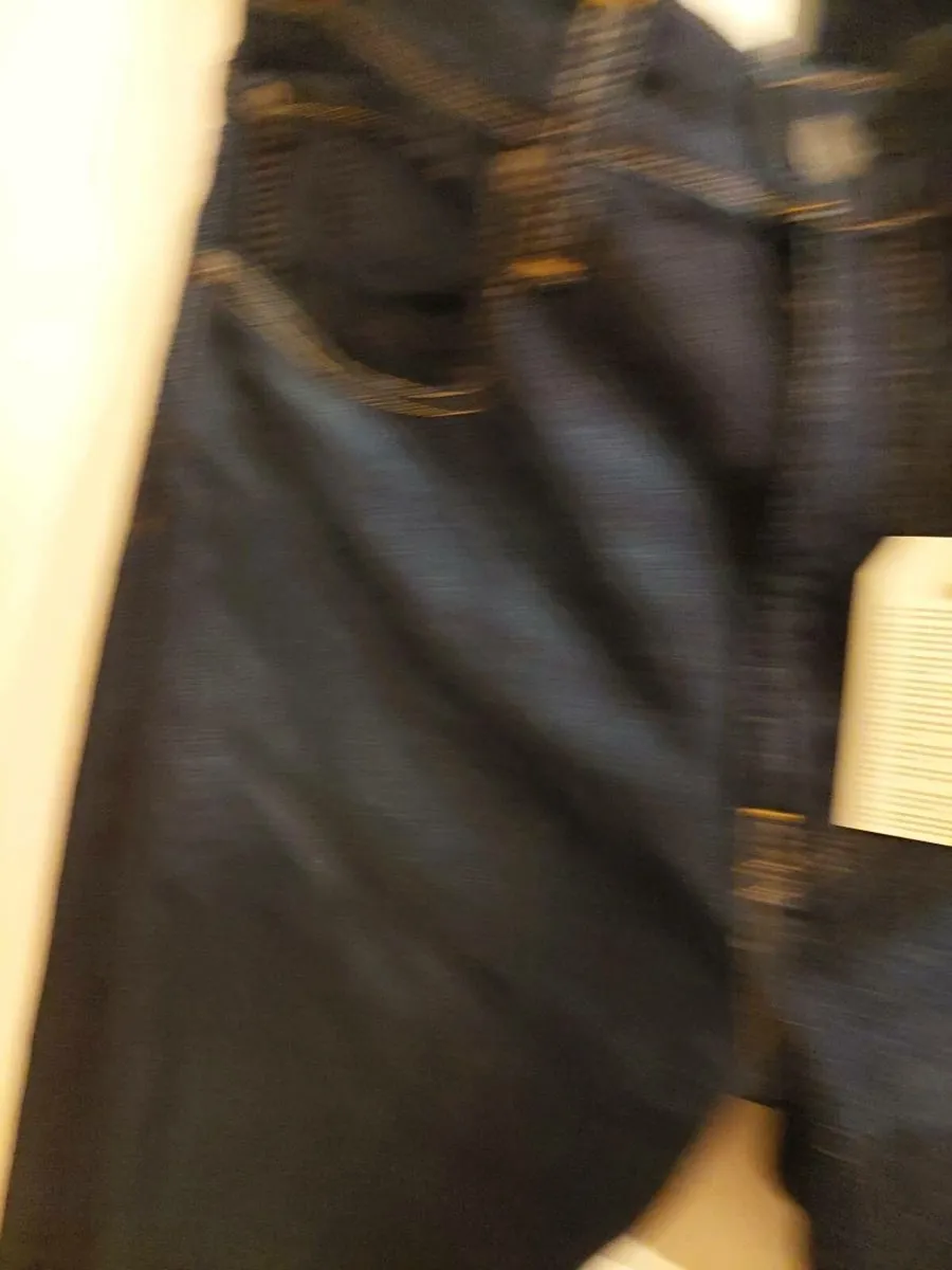 Mens Levis blue 502" Taper Jeans - Image 3