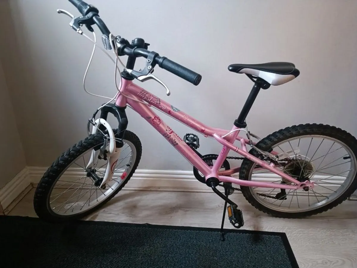 Girls Bike - Image 1