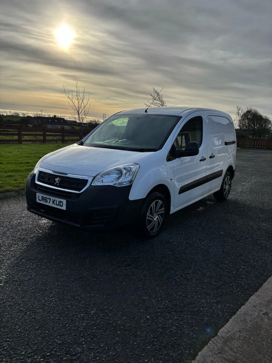 2017 Peugeot partner (berlingo) - Image 1