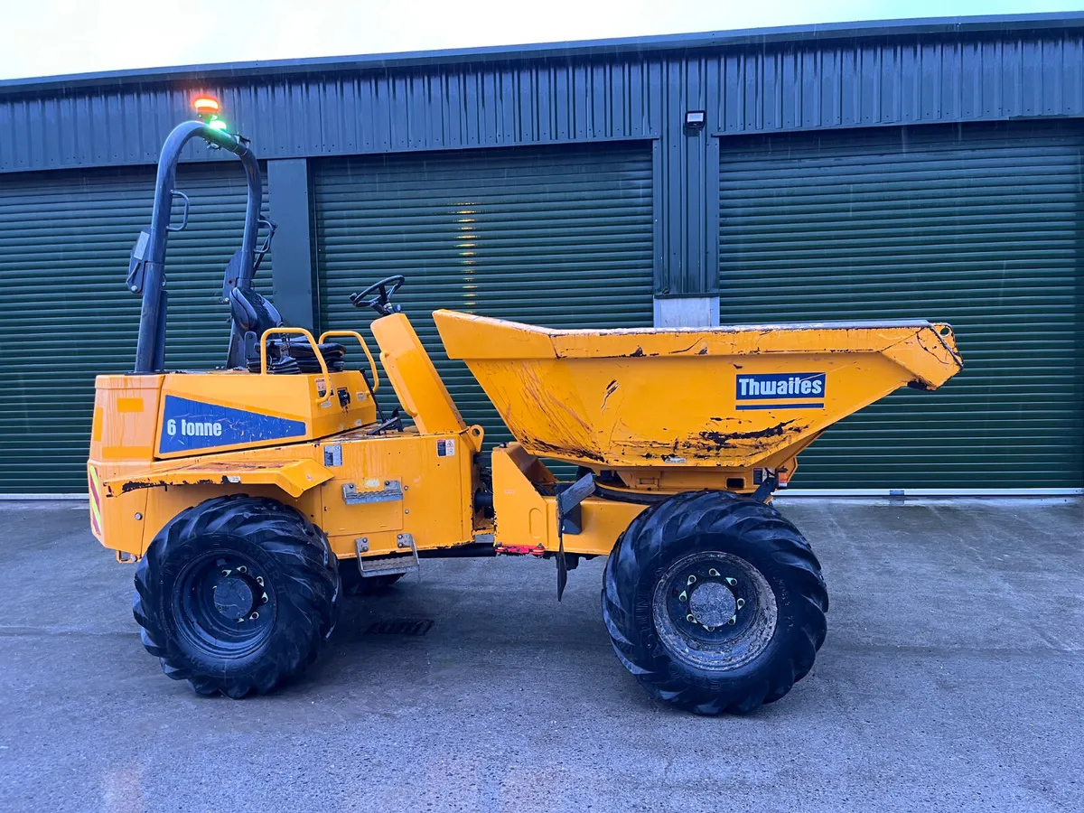 Thwaites 6tonne Swival - Image 1