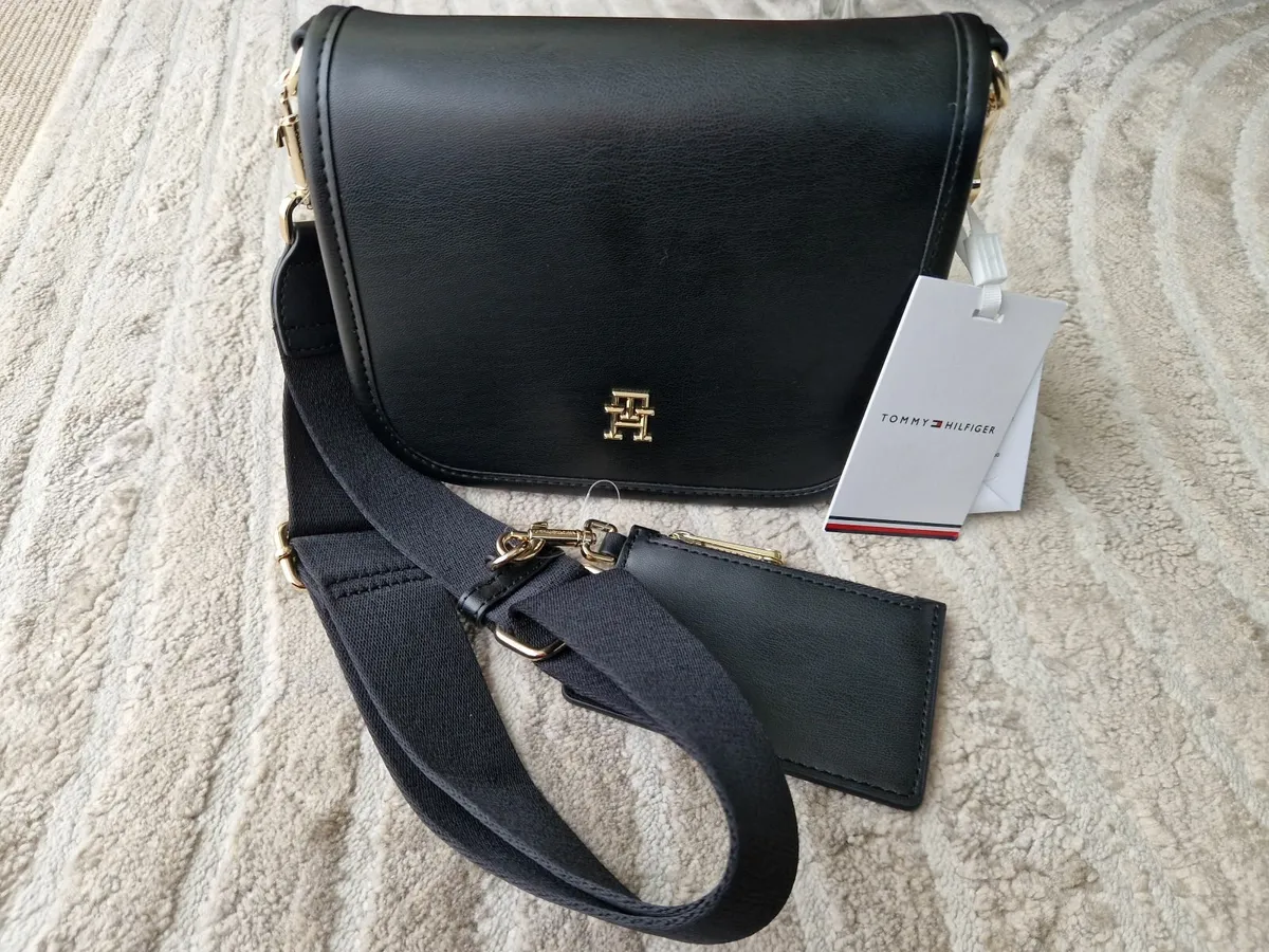 Tommy Hilfiger handbag - Image 2