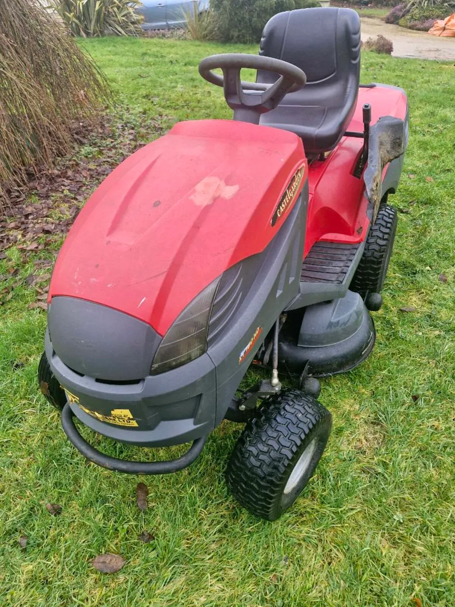 Castlegarden ride on mower Delivery available - Image 1