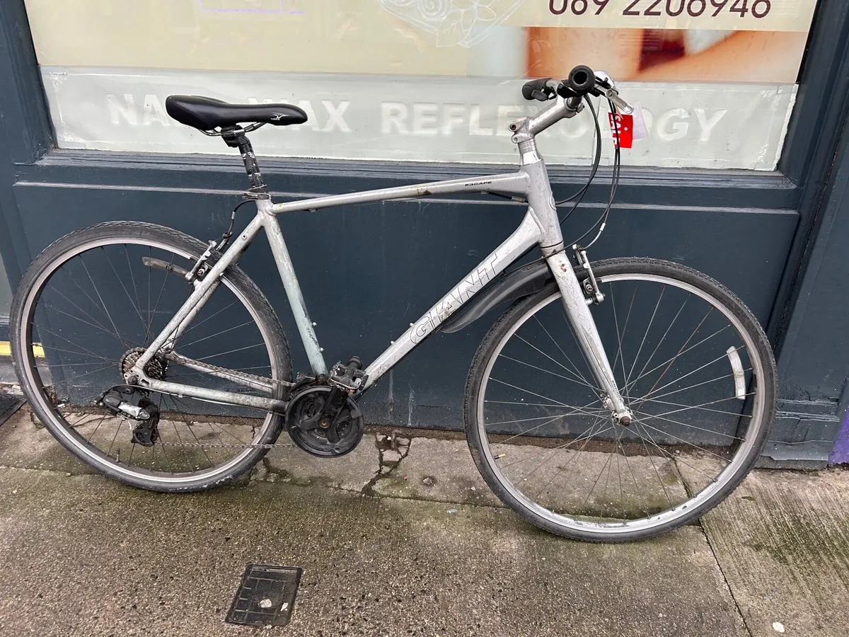 Giant Escape ❗️Open 7 days of the week ❗️ - Image 1