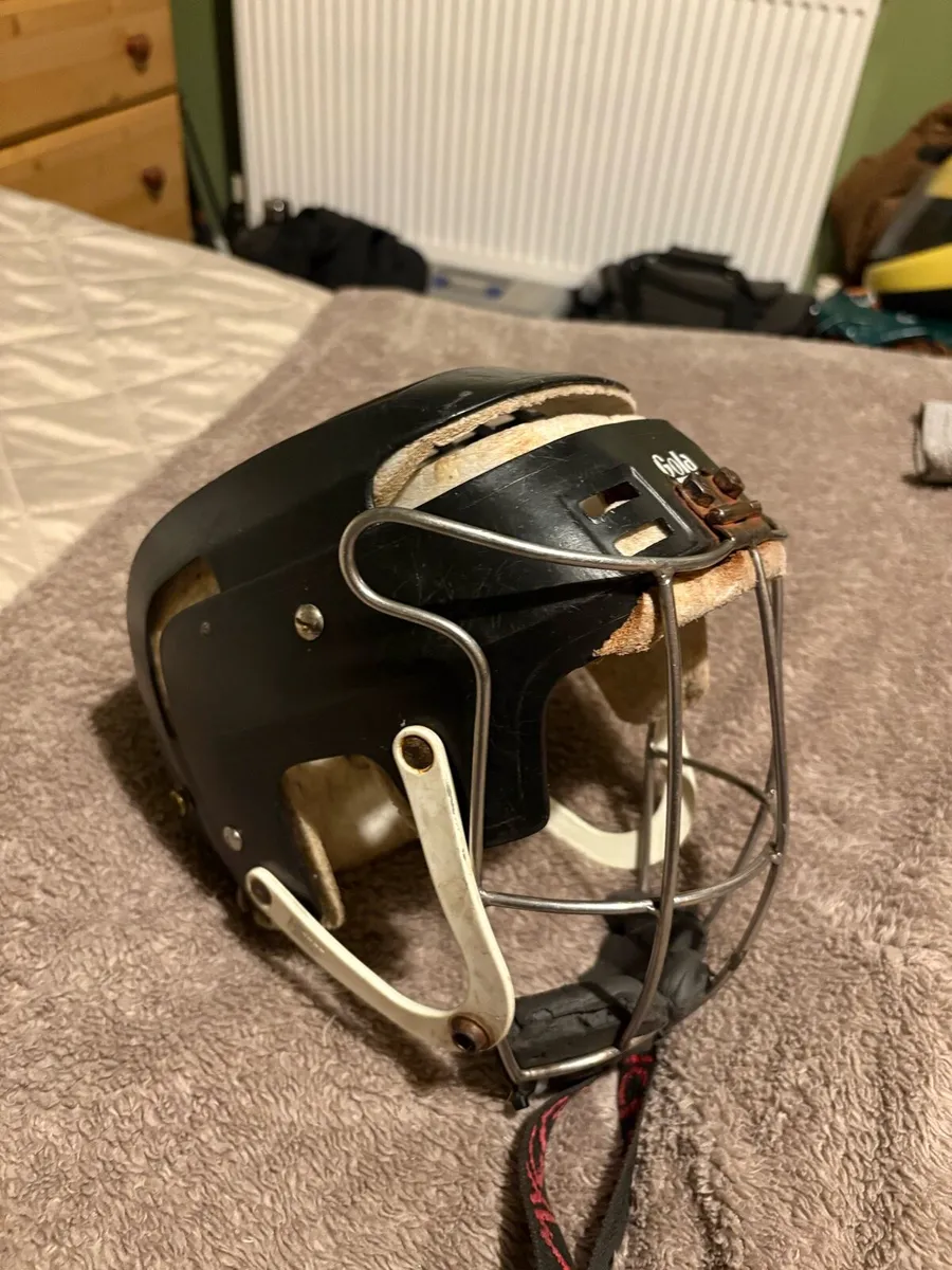 Black oldstyle Gola - Image 3