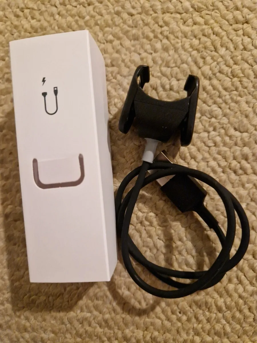 Charger for Fitbit Charge 4 - Image 1
