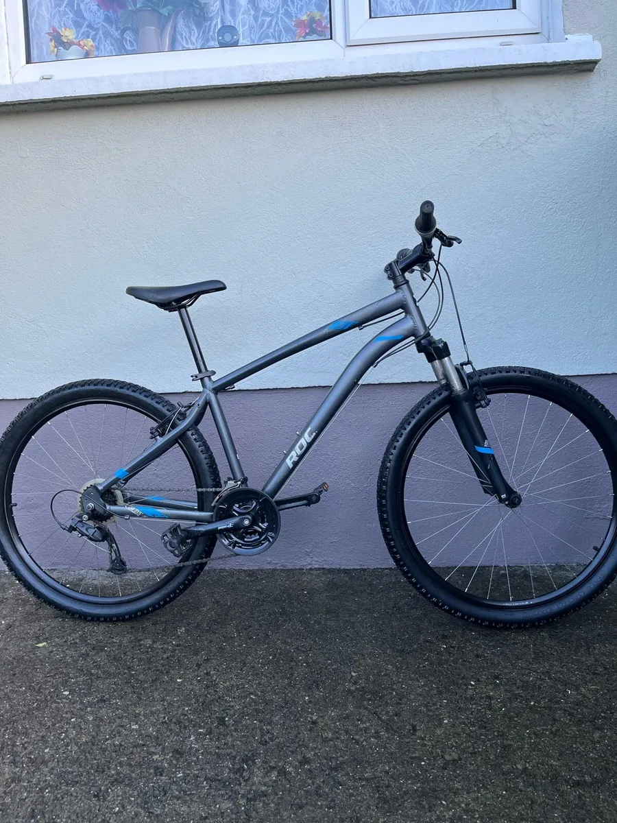 Rockrider,ST,100 bike. - Image 1