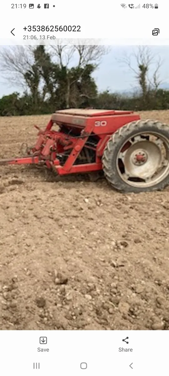 MF 30 seed and fert drill - Image 4