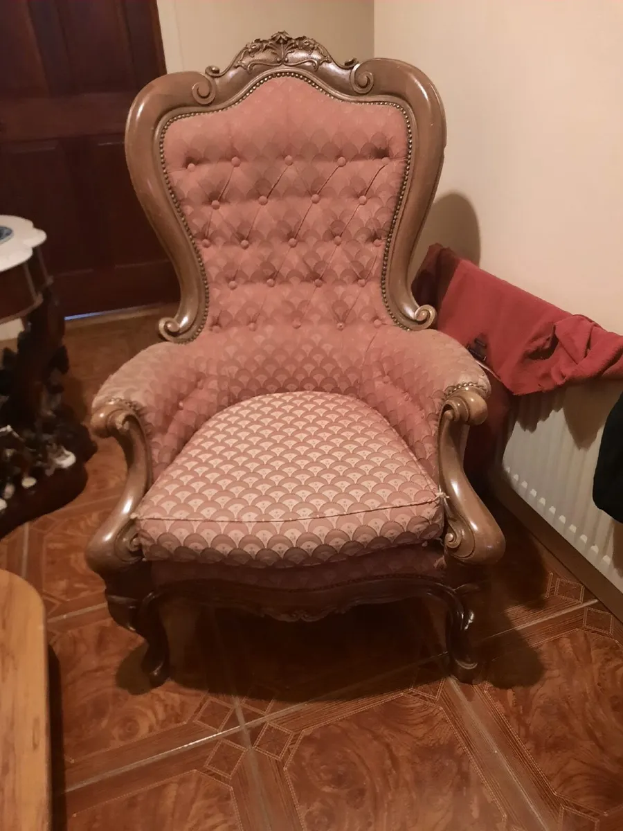 armchair - Image 1