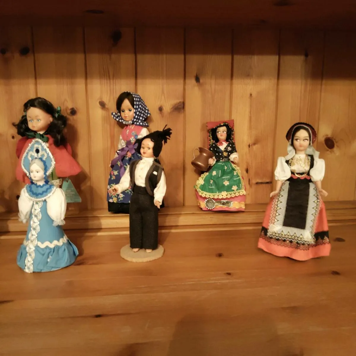 12 Vintage Costume Dolls - Image 3