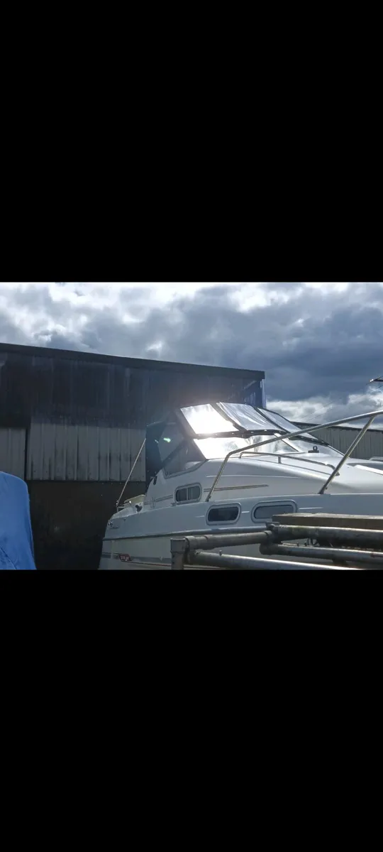 Sealine cruiser - Image 2