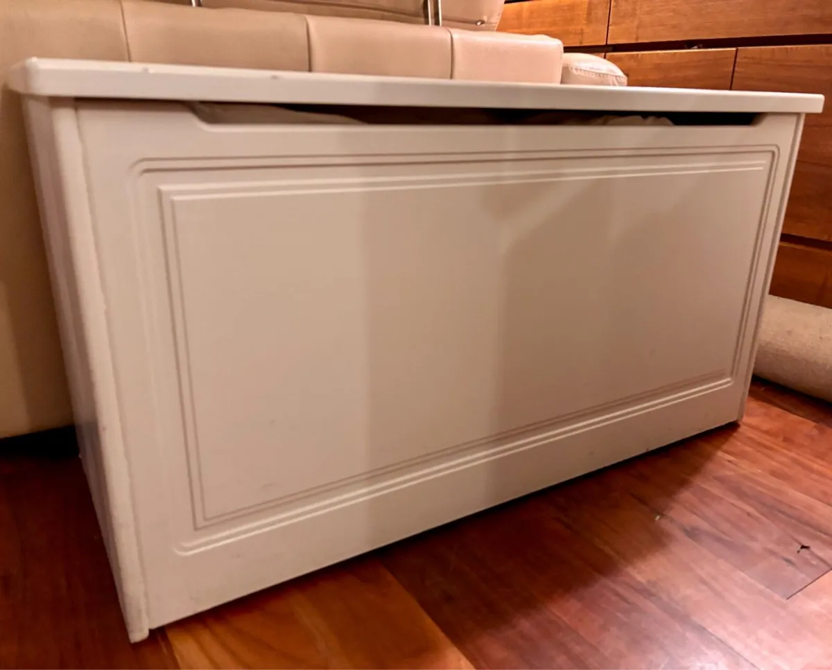 Solid Wood Blanket Box - Image 4