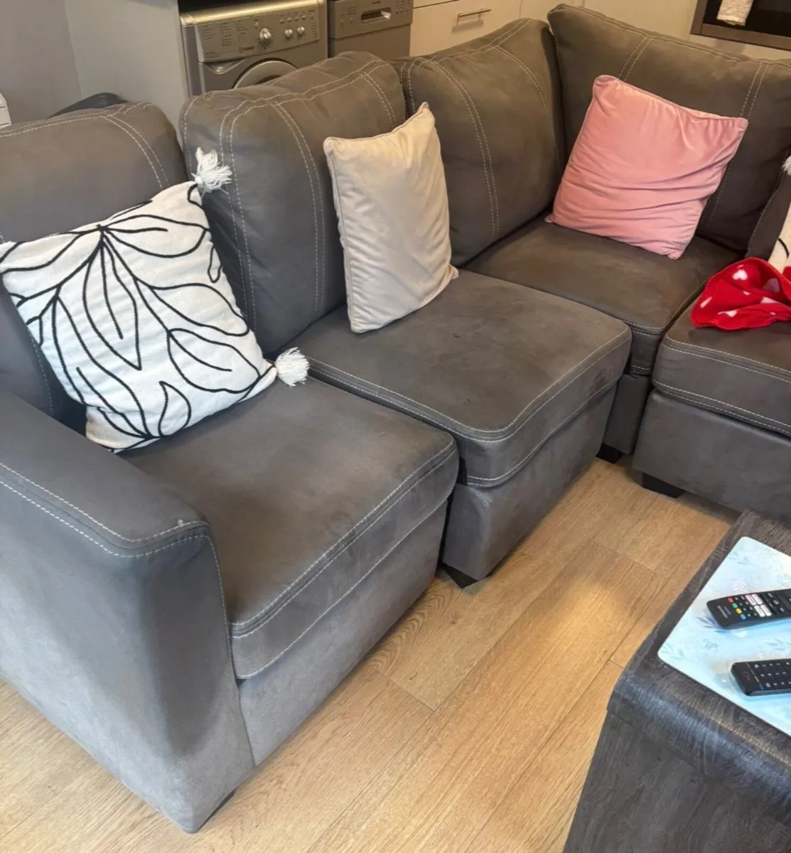 Sofa 5 Seater L shaped - Image 1