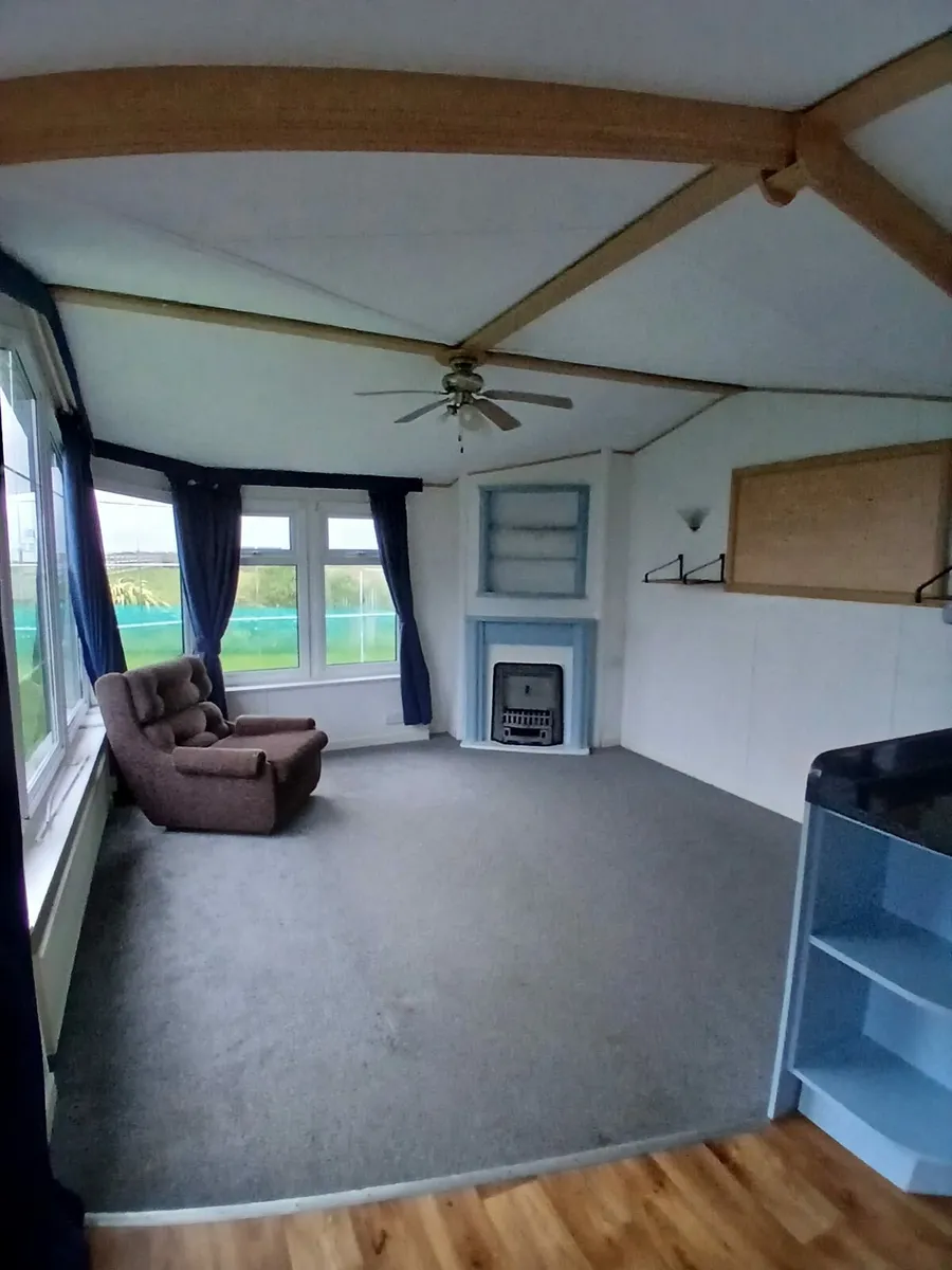 Mobile Home - Image 3