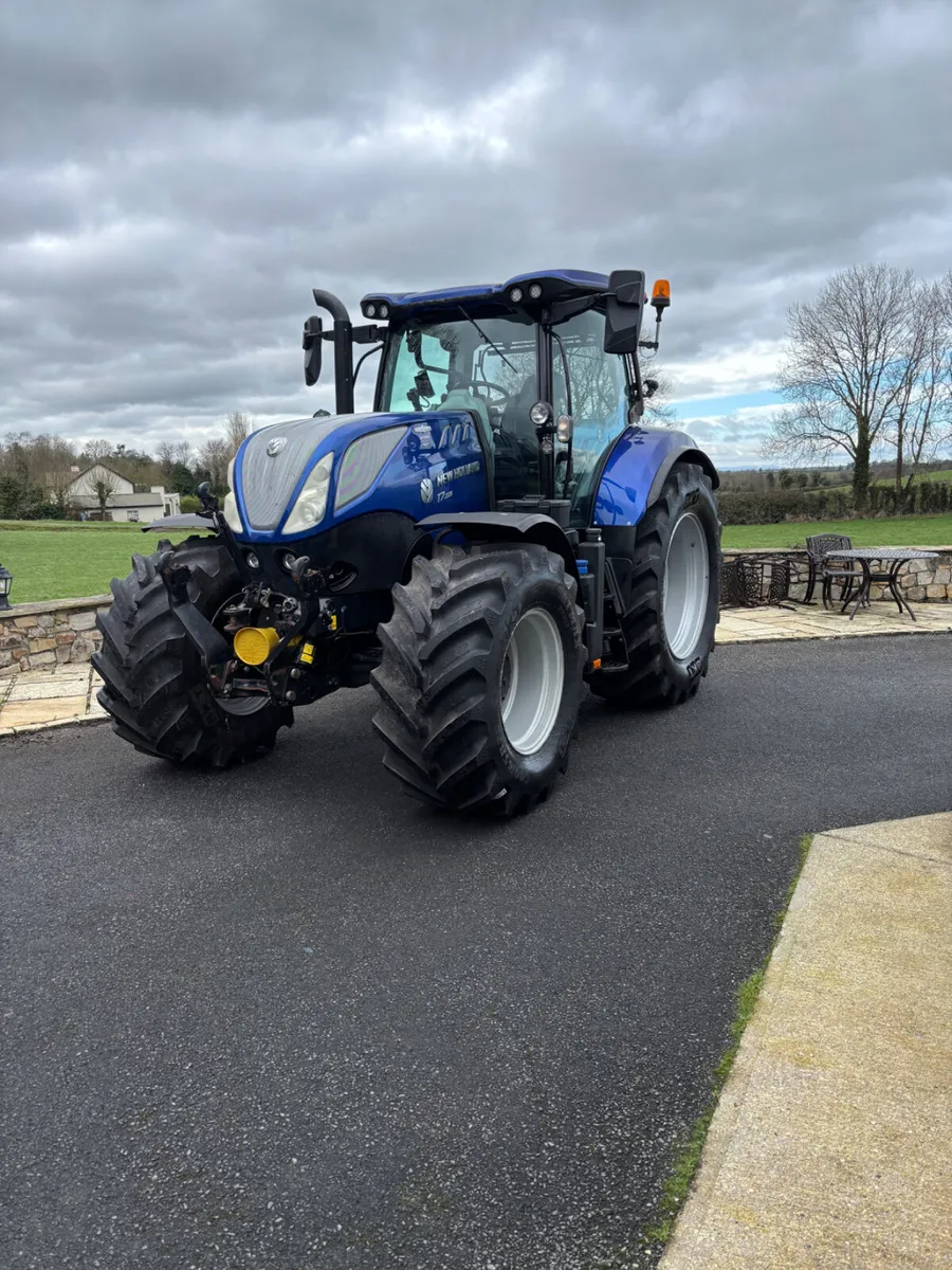 New Holland T7.225 - Image 4