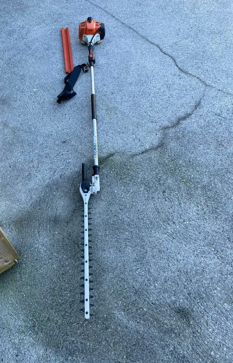 Stihl long reach hedge trimmer - Image 3