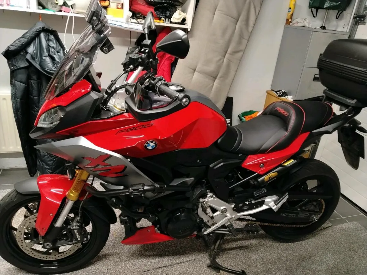 BMW F900 XR TE - Image 1