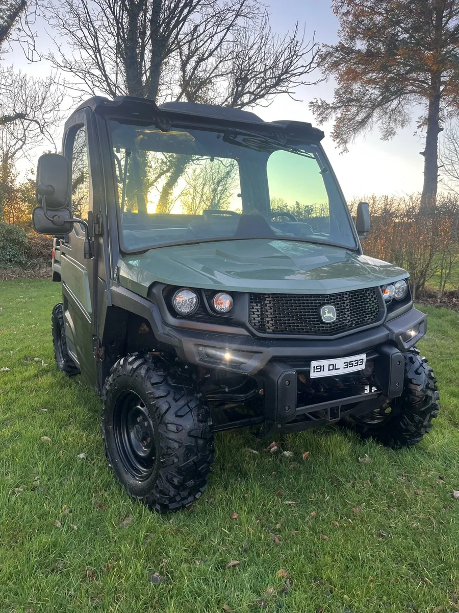 John Deere Gator XUV 865M - Image 1