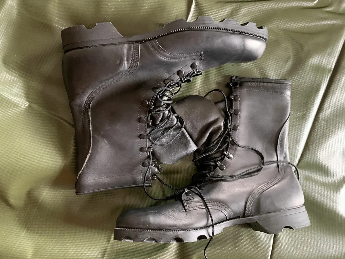 Altama Black Leather Military Men's Combat Boots - Image 1