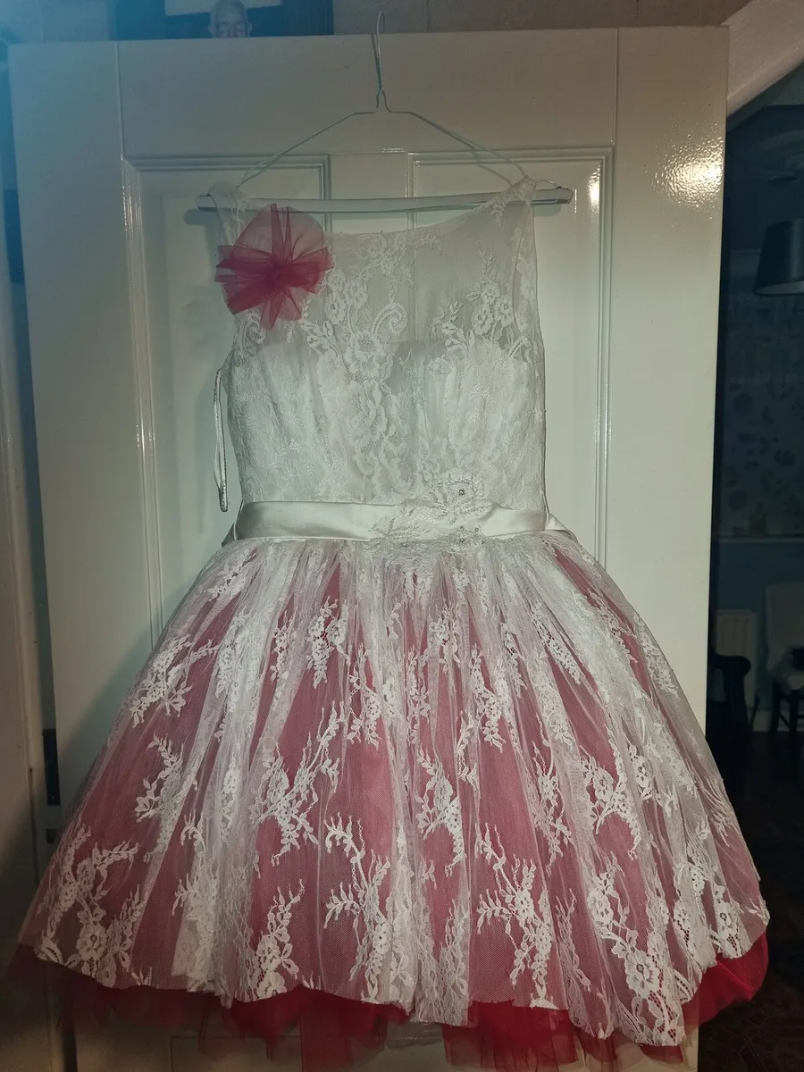 Wedding dress - Image 2