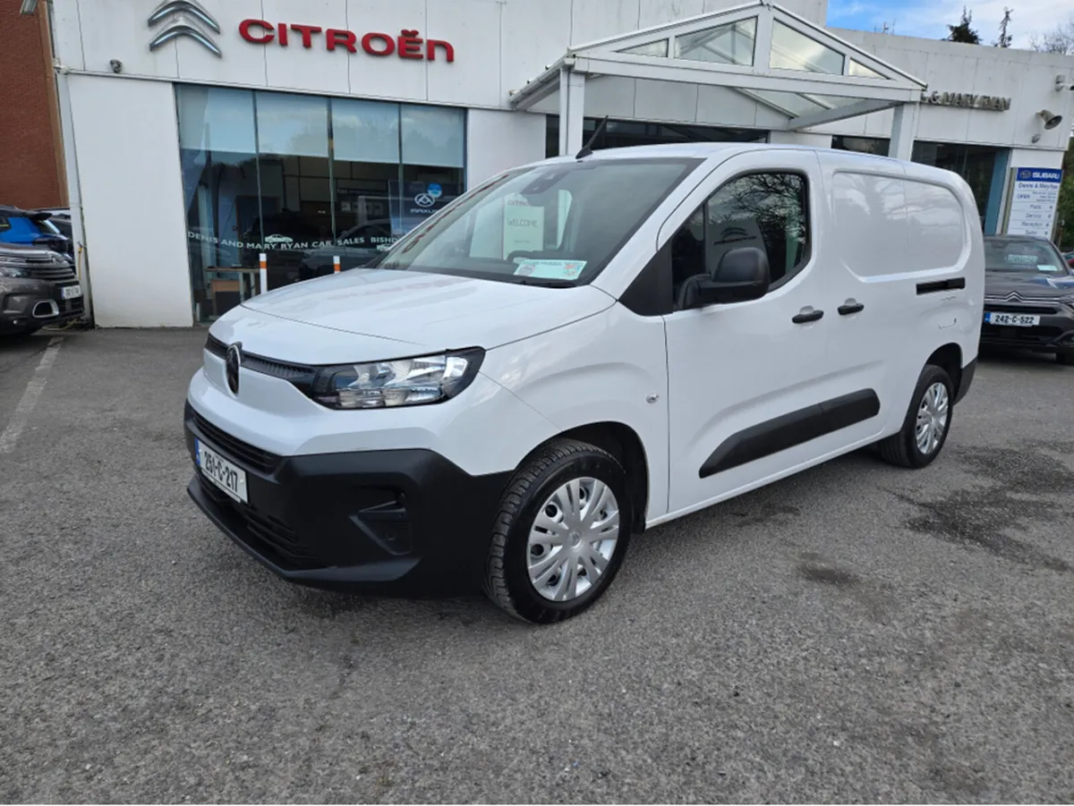 Citroen Berlingo LX PLUS BLUEHDI 100 LWB 1.0T M - Image 1