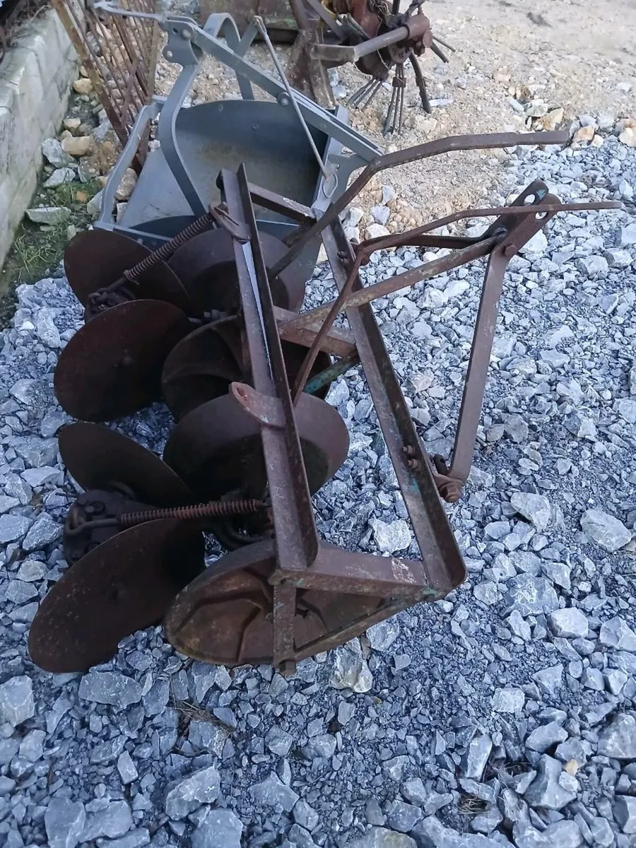 Henderson Scarifier - Image 2